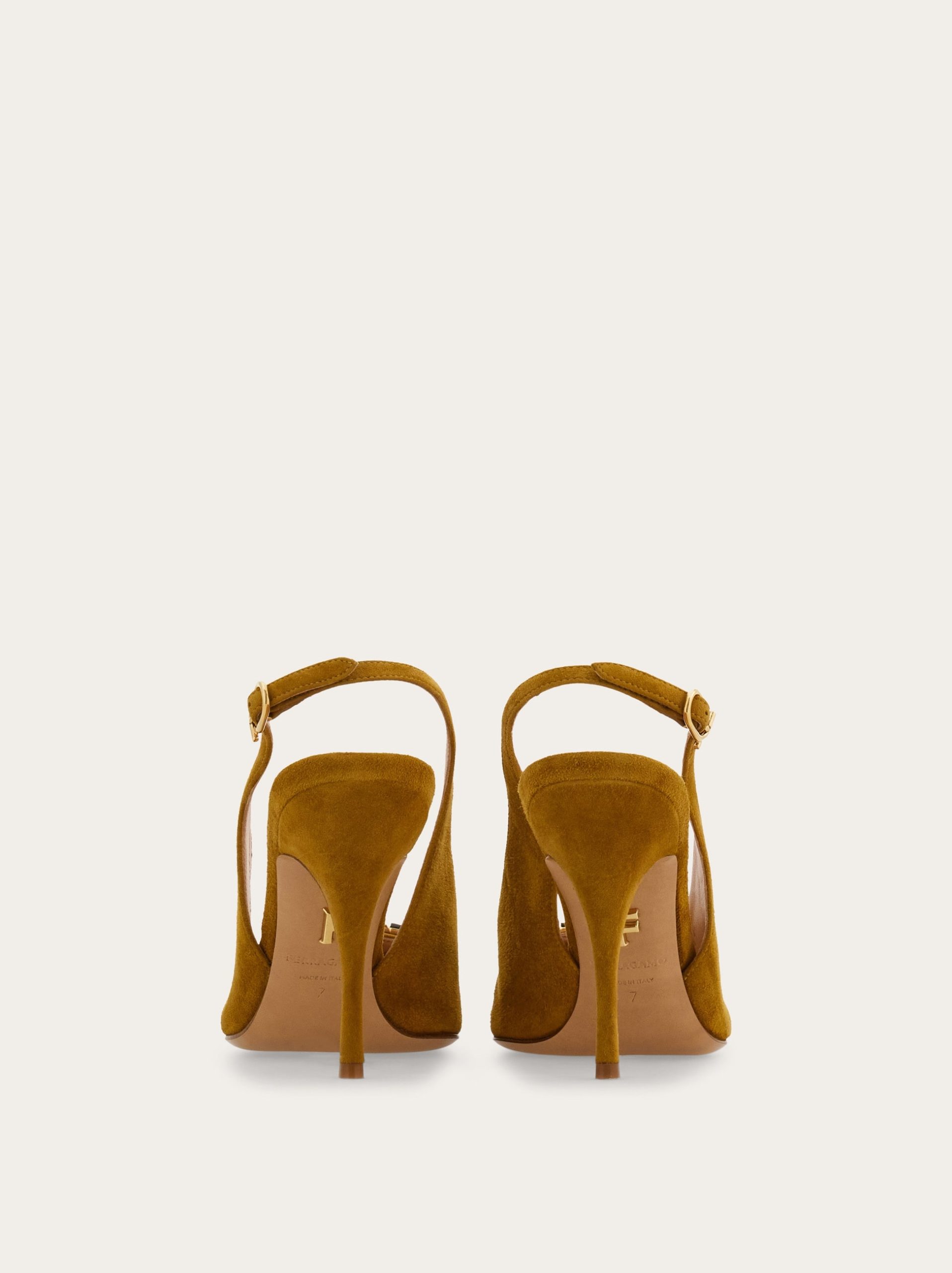 Ferragamo Maxi Gancini slingback pump - Image 3